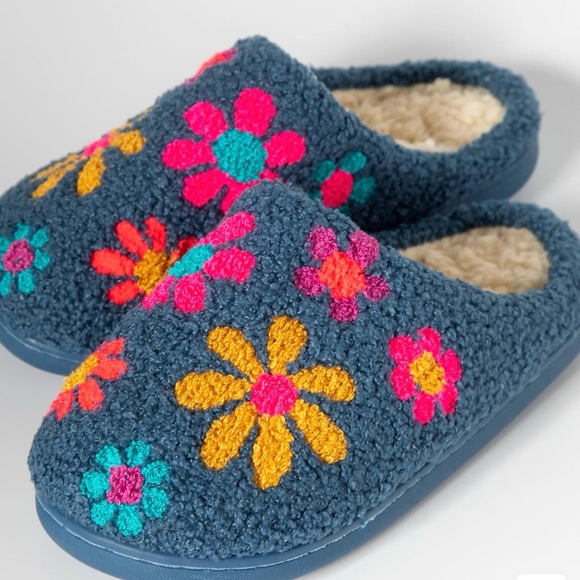 NATURAL LIFE Shoes - NATURAL LIFE Blue and Pink Floral Slippers